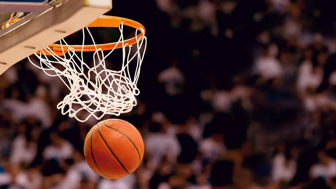 Basket Landes - Bourges — Sport en France 10:04