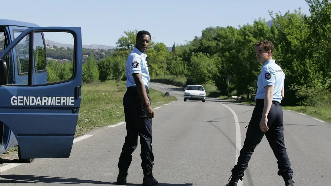 Une femme d'honneur S1 E34 — LN24.be 03:30