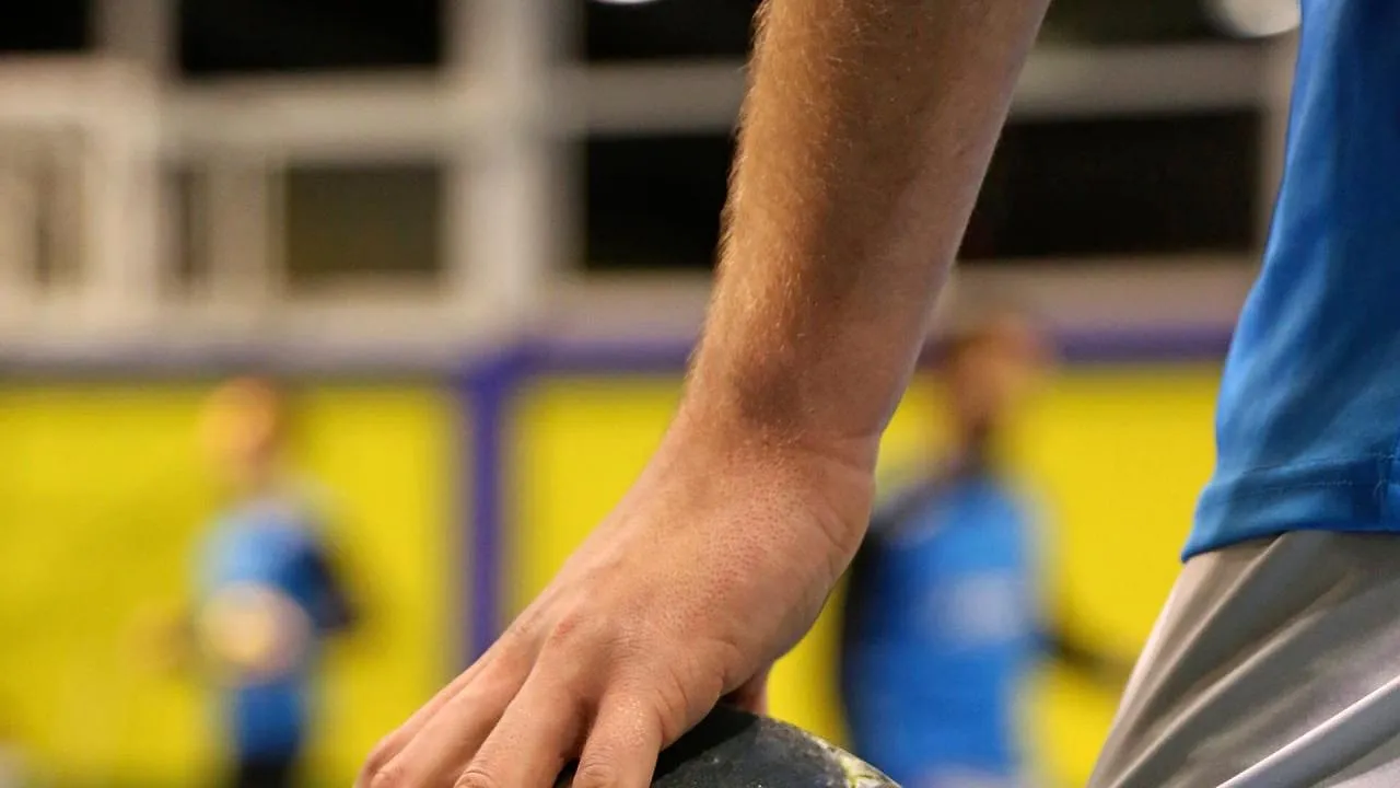 Beach Handball : Lacanau Beach Xpérience — Sport en France 10:20