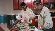 Bien dans son assiette : La preuve par deux