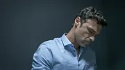 À découvert