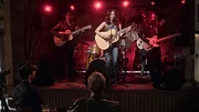 La country-sitter