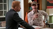 Modern Family S9 E10