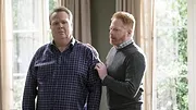 Modern Family S9 E11