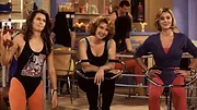 Les Filles d'à côté S1 E159