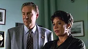 New York, police judiciaire S10 E4