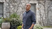 Walker S1 E1
