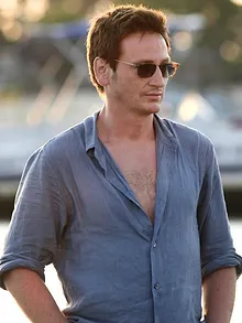 Les Petits Mouchoirs