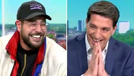 « Je ne sais pas quoi vous dire » : gros fou rire entre Olivier Schoonejans et Hakim Jemili sur le plateau du RTL Info 13h (vidéo)
