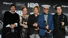 Le monde de la musique en deuil ce soir&nbsp;: Perry Bamonte, guitariste du mythique groupe «&nbsp;The Cure&nbsp;», est décédé