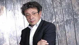 «&nbsp;J’en ai marre de voir ma gueule&nbsp;»&nbsp;: le médecin légiste Philippe Boxho affirme qu’il s’éloignera des médias en 2026