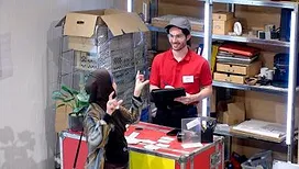 Laurent Mathieu incognito dans le docu «&nbsp;2030&nbsp;: tout au low-cost&nbsp;?&nbsp;», ce mardi soir sur Tipik&nbsp;: pourquoi le journaliste s’est-il transformé en vendeur&nbsp;?