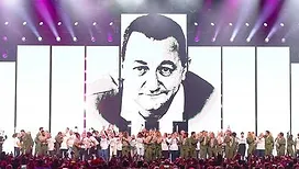 Les Enfoirés&nbsp;: après Marine et Helena, une autre chanteuse rejoint la troupe