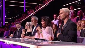 «&nbsp;Star Academy&nbsp;»&nbsp;: deux stars de TF1 se cachaient derrière les professeurs lors de la finale, les aviez-vous repérées dans le public&nbsp;? (photo)