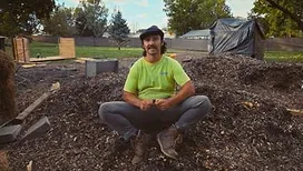 «&nbsp;Neighbors&nbsp;»&nbsp;: cette docu-série de HBO Max rappelle l’émission belge «&nbsp;Strip Tease&nbsp;», on vous dit pourquoi&nbsp;!