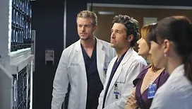 «&nbsp;Je lui ai parlé il y a à peine une semaine&nbsp;»&nbsp;: Patrick Dempsey partage des détails déchirants sur les derniers jours d’Eric Dane et lui rend hommage (vidéo)