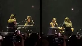 Séquence émotion au concert de Louane&nbsp;: Helena crée la surprise en la rejoignant sur scène pour chanter «&nbsp;Summer Body&nbsp;» (vidéo)