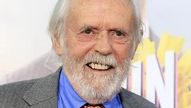 L’acteur américain Matt Clark est décédé à l’âge de 89 ans