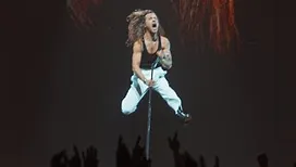 Julien Doré à la conquête des USA, il se confie à Ciné-Télé-Revue : « C’est un défi et, en même temps, une respiration »