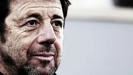 « Il m’a coincée près de la porte, j’étais en panique » : une femme active dans le milieu du cinéma en Belgique témoigne contre Patrick Bruel, « tout le monde savait, et partout où il allait, il avait un chaperon pour nettoyer derrière lui »