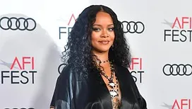 Rihanna aperçue avec sa fille pour la première fois… un détail intrigue