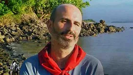 Jonathan change d’équipe dans « Koh-Lanta » et nous dévoile sa stratégie : « Les Rouges doivent croire que je suis revanchard à l’égard des Jaunes »