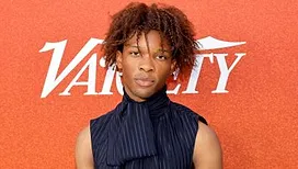 Le rappeur D4vd arrêté pour le meurtre de Céleste, 14 ans, découpé en morceaux et retrouvé dans le coffre de sa Tesla