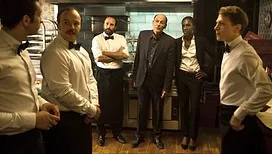 « Il n’avait pas donné son accord » : Eric Toledano et Olivier Nakache dévoilent comment Jean-Pierre Bacri a finalement accepté de participer au film « Le sens de la fête »