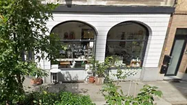 Personne ne semblait reconnaître la star mondiale qui était assise incognito à côté d’eux à la terrasse de ce café belge, et pourtant… : « Au début, j’ai douté que ce soit elle, puis je lui ai parlé… » (vidéo)