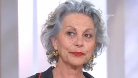 Un an après sa mort, Lio très émue sur le plateau de « C à vous » en évoquant son fils et le rôle qu’il a joué pour son nouvel album : « Vous savez, c’est il n’y a pas longtemps Diego… Diego est là » (vidéos)