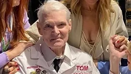 Tom Kane, voix inoubliable de Yoda dans « Star Wars » et de Professeur Utonium dans « Les Super Nanas », est décédé