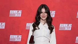 Après le succès viral de « Respire fort », Jeanne (« Star Academy ») dévoile un tout nouveau single, « Tu restes là » : écoutez (vidéo)
