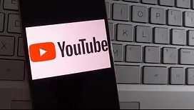 Un youtubeur aux 4,8 millions d’abonnés annonce la mort de son fils de 14 ans, décédé d’un cancer et d’une maladie génétique rare
