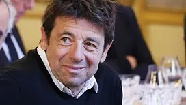Affaire Patrick Bruel : un accord financier aurait été conclu par le chanteur pour arrêter les poursuites d’une masseuse, qu’il l’accusait de « comportement inadmissible »