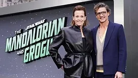 « The Mandalorian and Grogu » : rencontre avec Sigourney Weaver et Pedro Pascal, alias colonel Ward et Din Djarin
