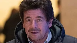 « Je suis mort professionnellement » : Patrick Bruel va-t-il maintenir sa tournée malgré les accusations qui le visent ?
