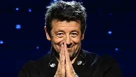 « Patrick Bruel n’aurait jamais pu avoir cette carrière-là s’il était un prédateur sexuel » : une psychologue analyse la levée de boucliers des fans du chanteur