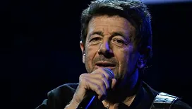 « Un auteur de violence peut être violent avec une femme et pas une autre » : une psychologue analyse les réactions des fans de Patrick Bruel qui le défendent face aux plaintes et témoignages
