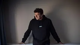 Les premières déclarations de Patrick Bruel lors de sa garde à vue à propos de Karine Viseur : « Je ne l’ai jamais agressée »