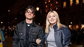 Louane mariée à Florian Rossi : la chanteuse dévoile de sublimes images de son mariage en Provence et de ses quatre robes !