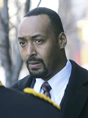 New York, police judiciaire S17 E18