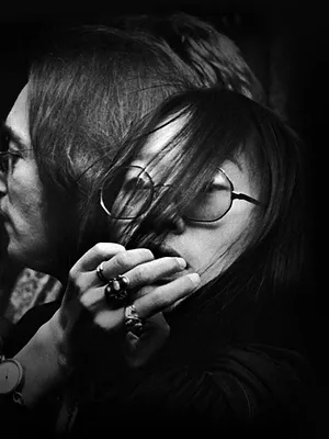 John Lennon : L'amour interdit
