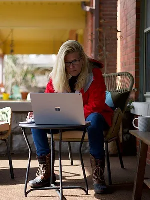 Il faut trouver Andrea Knabel