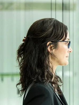 Humans S2 E8