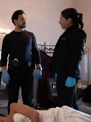 Wild Cards S2 E11