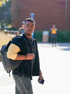 All American S4 E11