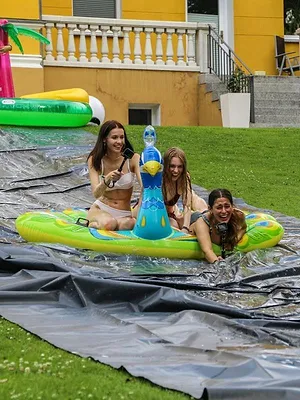 Die Mädchen-WG - Im Schloss am See