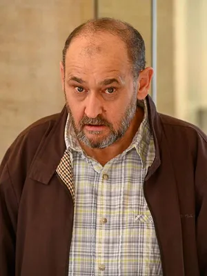 La Stagiaire S5 E1