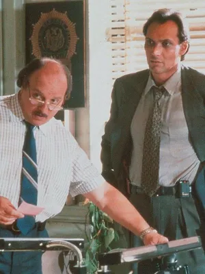 New York Police Blues S2 E10
