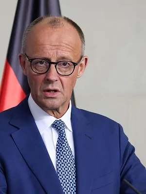 Macron-Merz : dans les coulisses du pouvoir